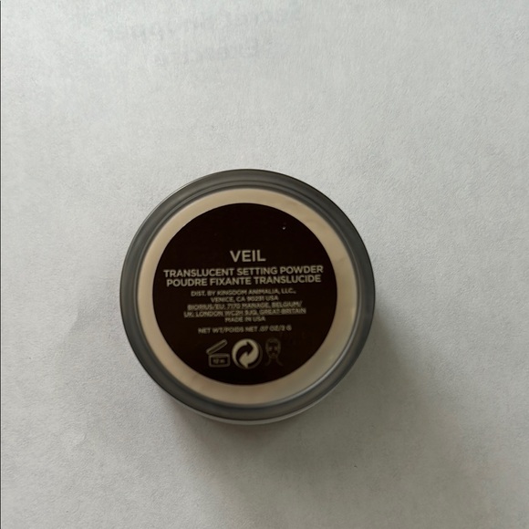 Hourglass translucent powder - 2 sizes - Picture 2 of 5